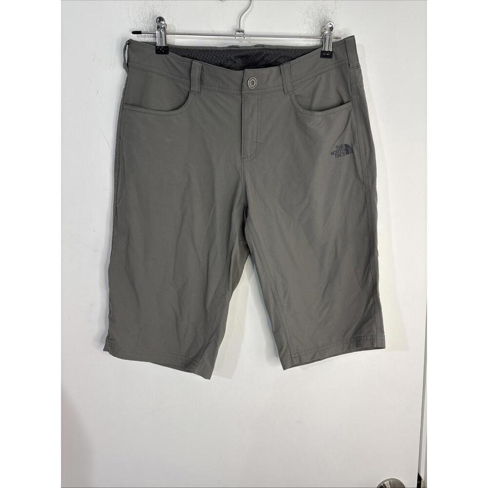 The North Face Shorts Womens Size 6 Gray Casual Flat Front Chino
